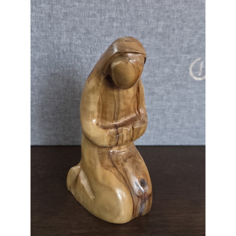 Holy Land Hand‎ Carved Virgin Mary Olive Wood